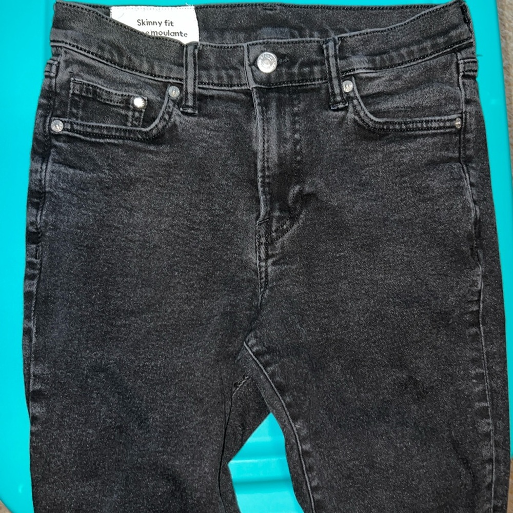 H&M skinny fit black jeans